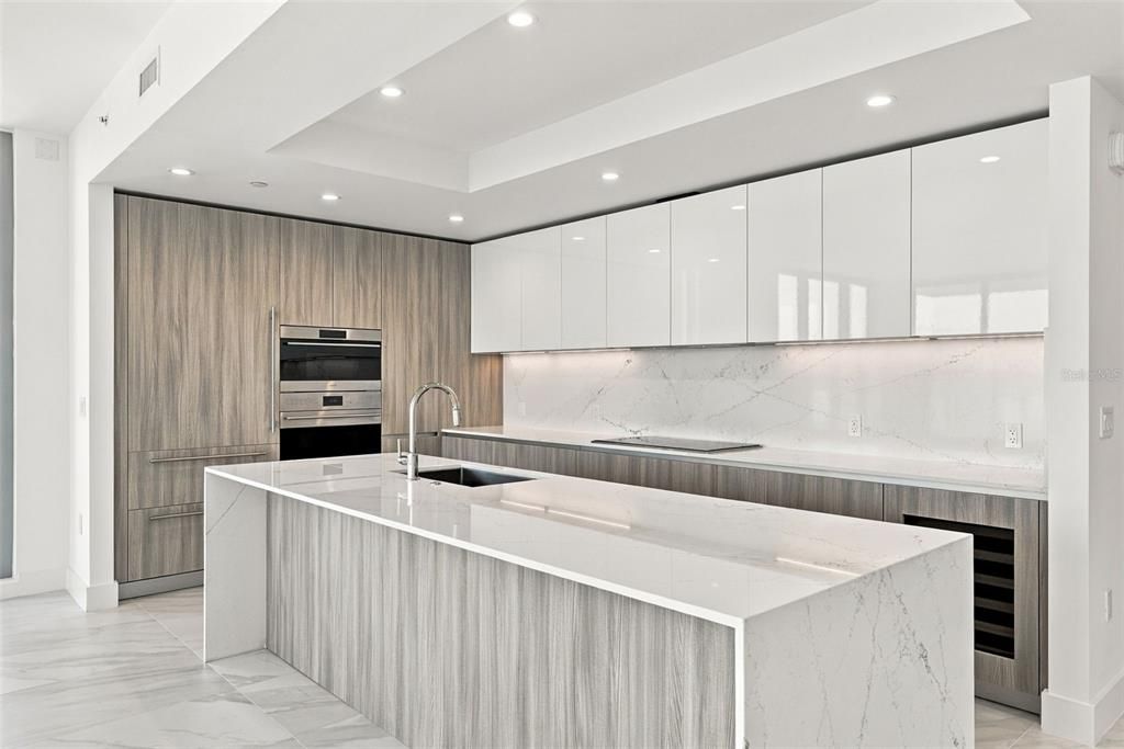 En Venta: $2,700,000 (4 camas, 4 baños, 2666 Pies cuadrados)