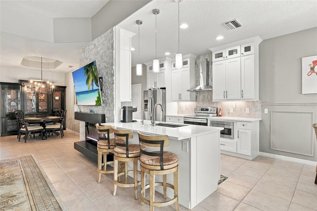 For Sale: $540,000 (3 beds, 2 baths, 1914 Square Feet)