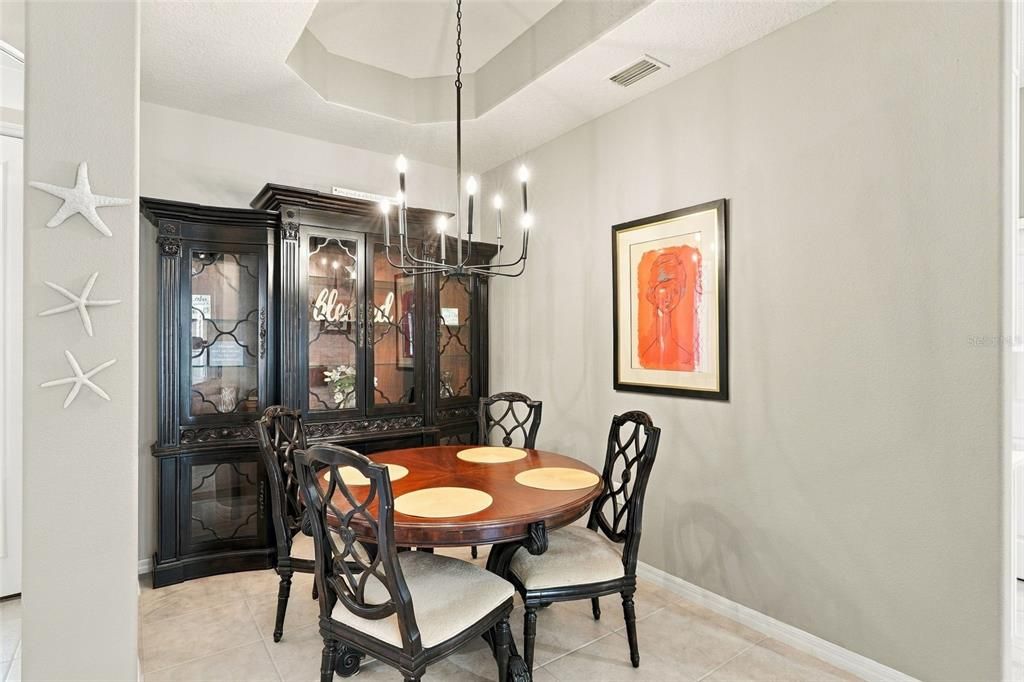 For Sale: $540,000 (3 beds, 2 baths, 1914 Square Feet)
