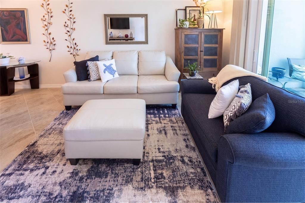 For Sale: $249,900 (2 beds, 2 baths, 1194 Square Feet)
