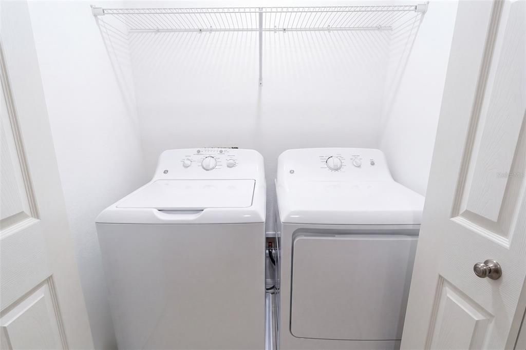 For Sale: $249,900 (2 beds, 2 baths, 1194 Square Feet)
