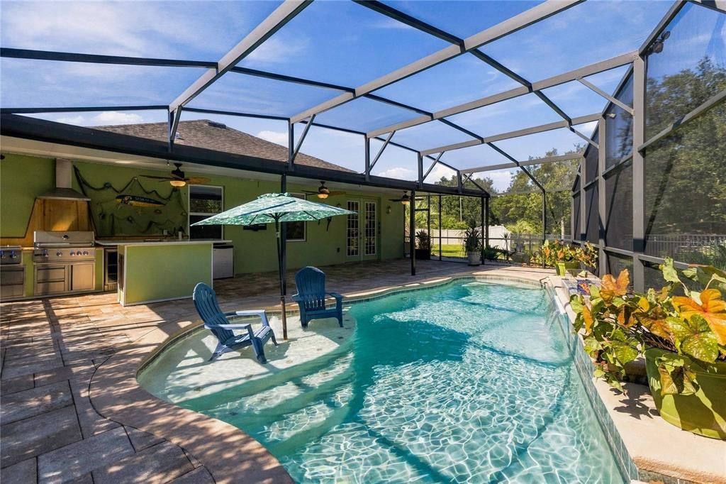En Venta: $449,900 (4 camas, 2 baños, 1677 Pies cuadrados)