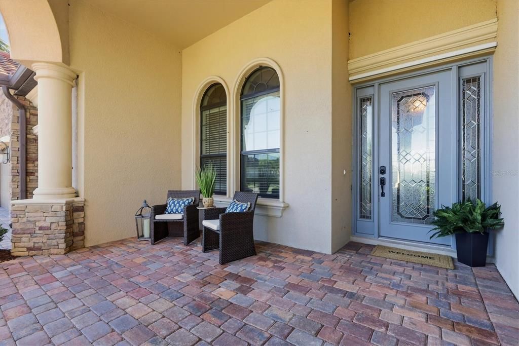 For Sale: $975,000 (4 beds, 3 baths, 2533 Square Feet)
