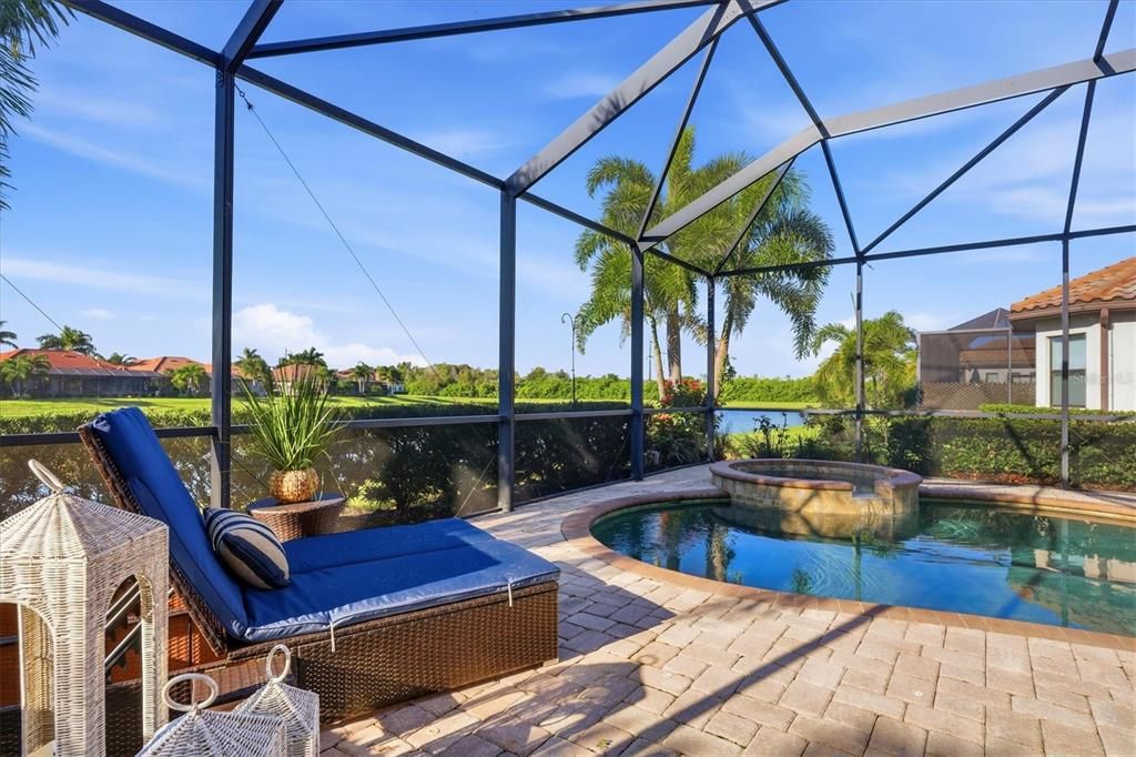 For Sale: $975,000 (4 beds, 3 baths, 2533 Square Feet)