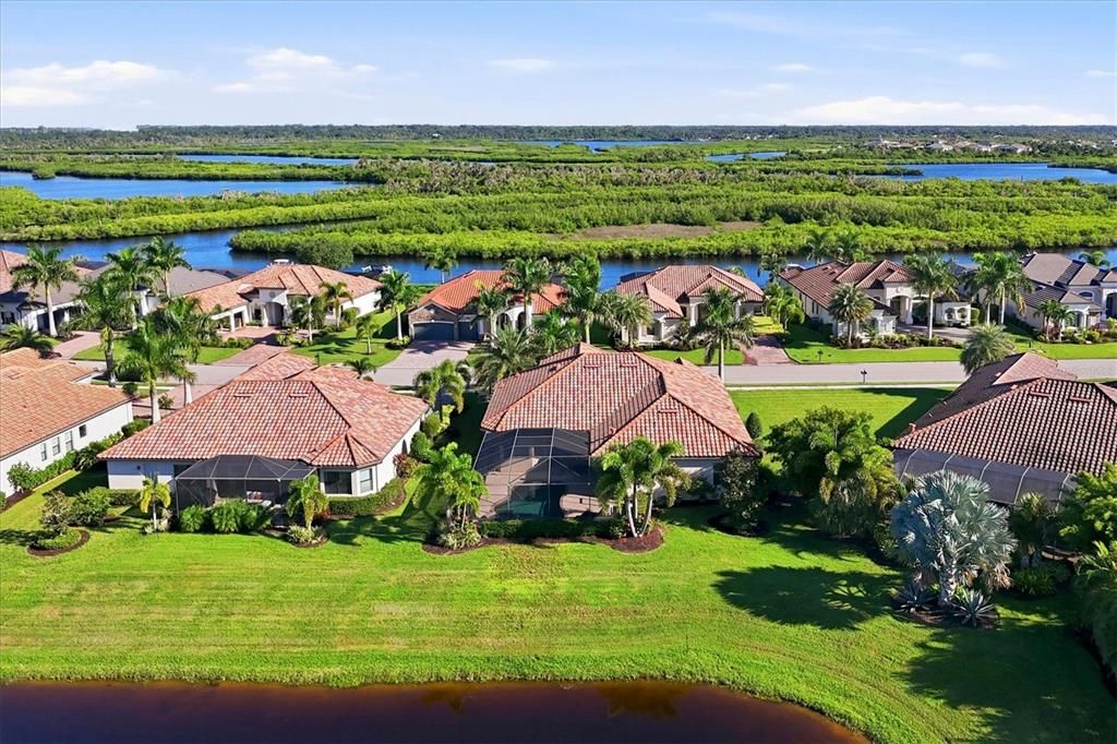 For Sale: $975,000 (4 beds, 3 baths, 2533 Square Feet)