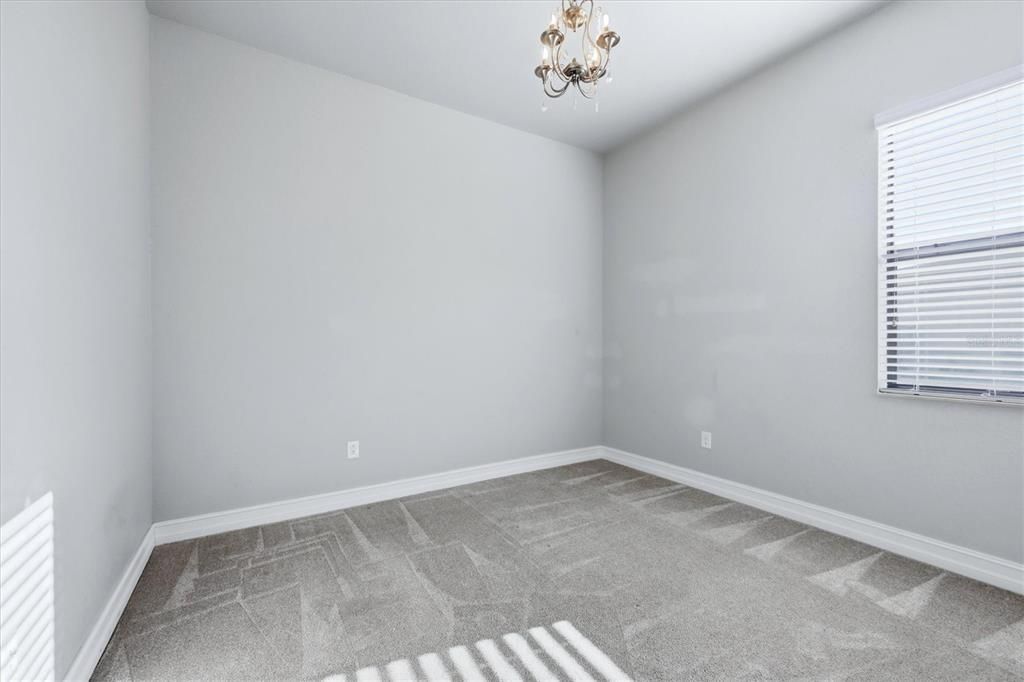 For Sale: $975,000 (4 beds, 3 baths, 2533 Square Feet)