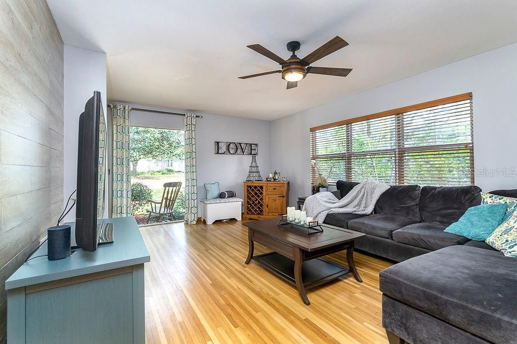 For Sale: $399,000 (4 beds, 3 baths, 2268 Square Feet)