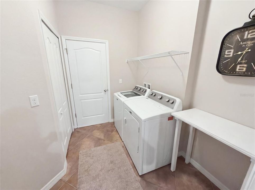 En Venta: $356,900 (3 camas, 2 baños, 1844 Pies cuadrados)