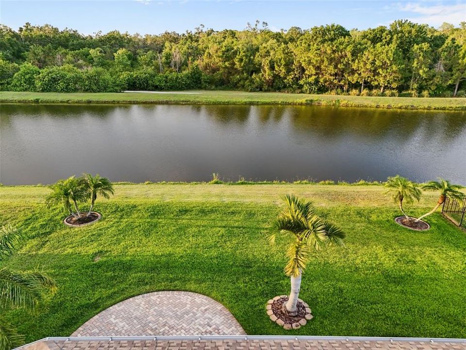 For Sale: $400,000 (3 beds, 2 baths, 1823 Square Feet)