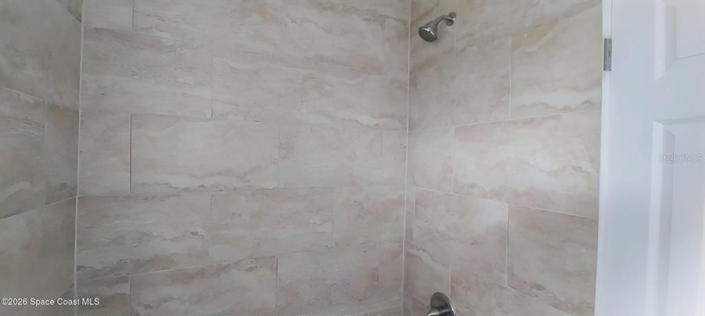 На продажу: $257,900 (3 спален, 2 ванн, 1394 Квадратных фут)