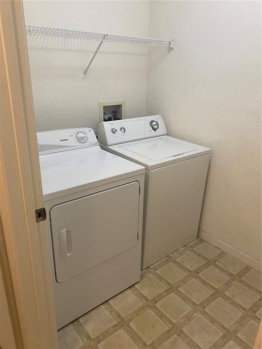 В аренду: $1,275 (1 спален, 1 ванн, 892 Квадратных фут)