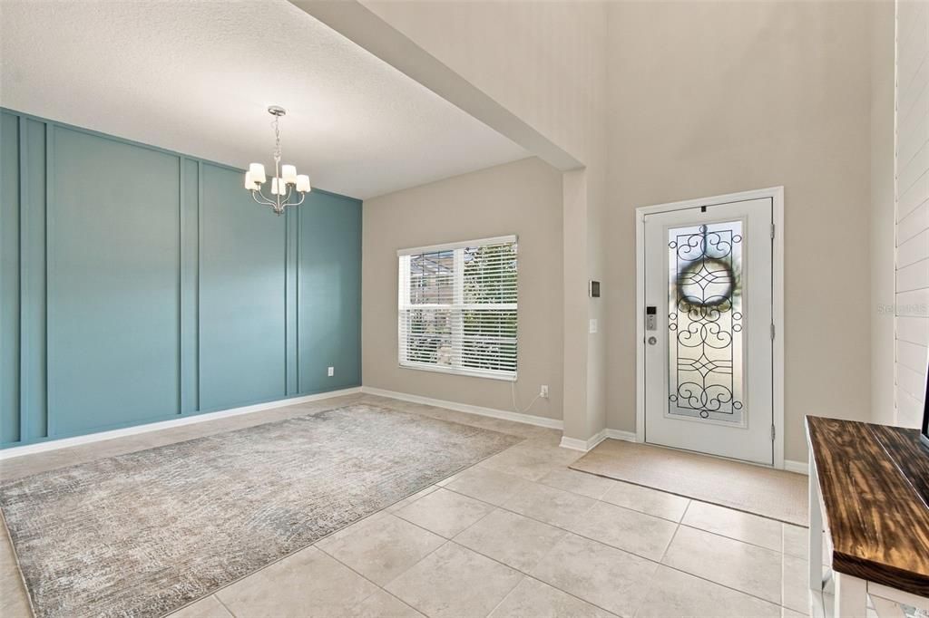 For Sale: $600,000 (5 beds, 3 baths, 3292 Square Feet)