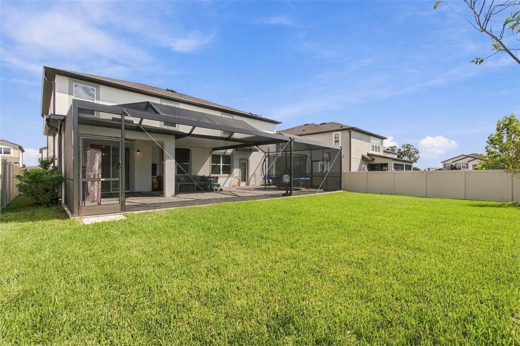 For Sale: $600,000 (5 beds, 3 baths, 3292 Square Feet)