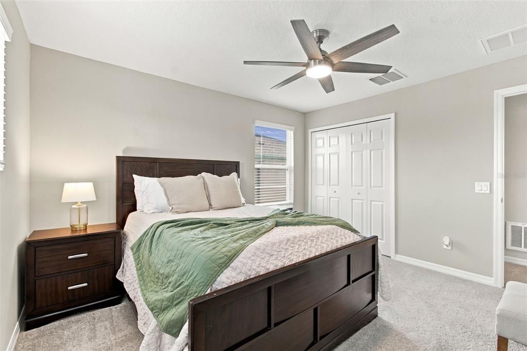 For Sale: $600,000 (5 beds, 3 baths, 3292 Square Feet)