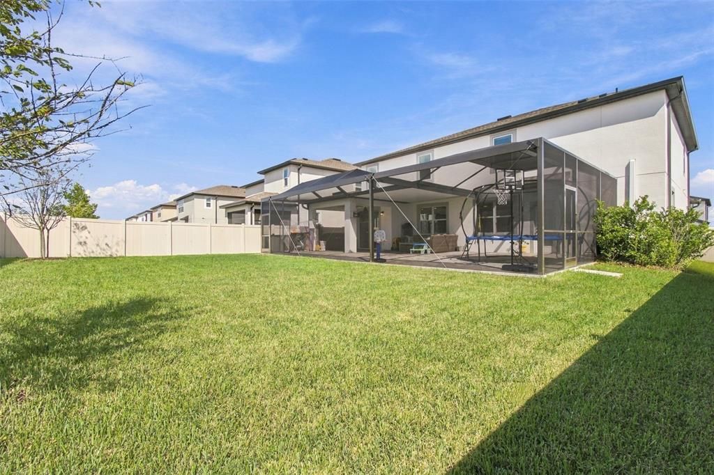 For Sale: $600,000 (5 beds, 3 baths, 3292 Square Feet)