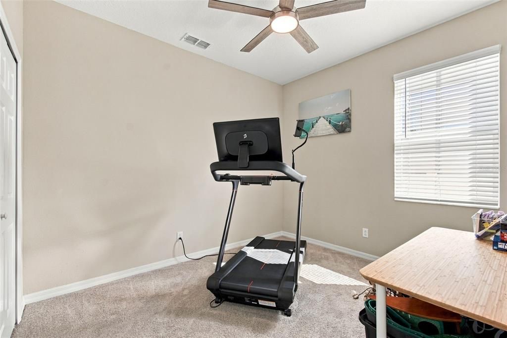 For Sale: $600,000 (5 beds, 3 baths, 3292 Square Feet)