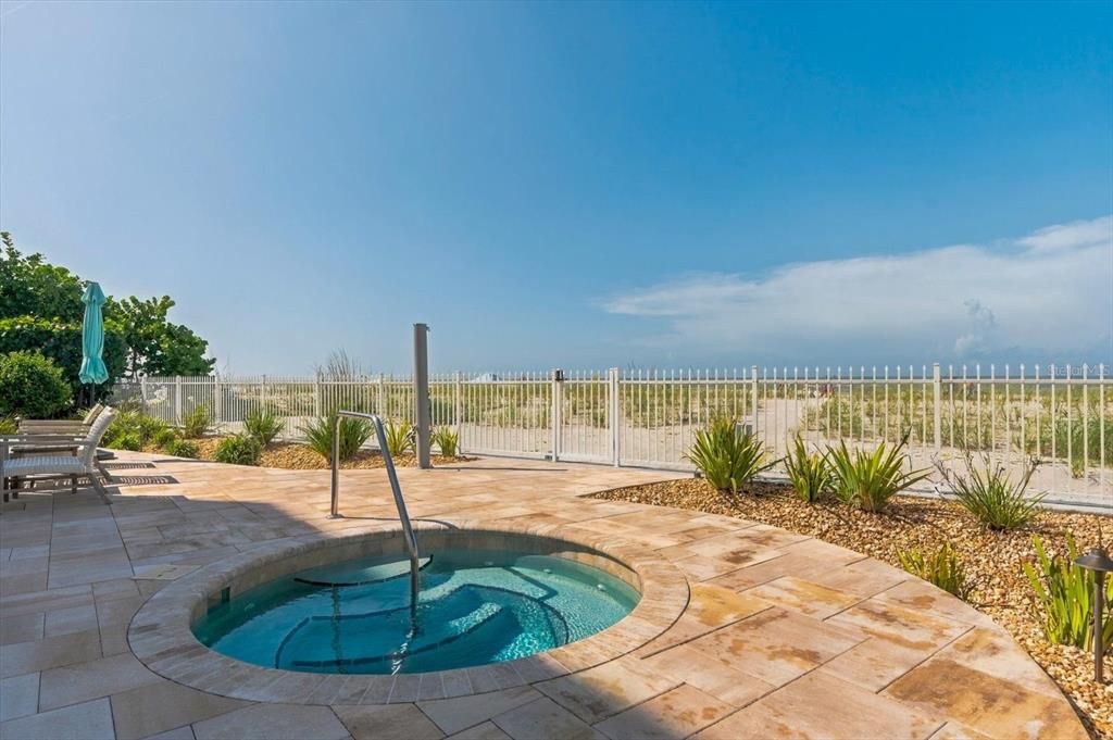 For Sale: $1,960,000 (3 beds, 3 baths, 2175 Square Feet)