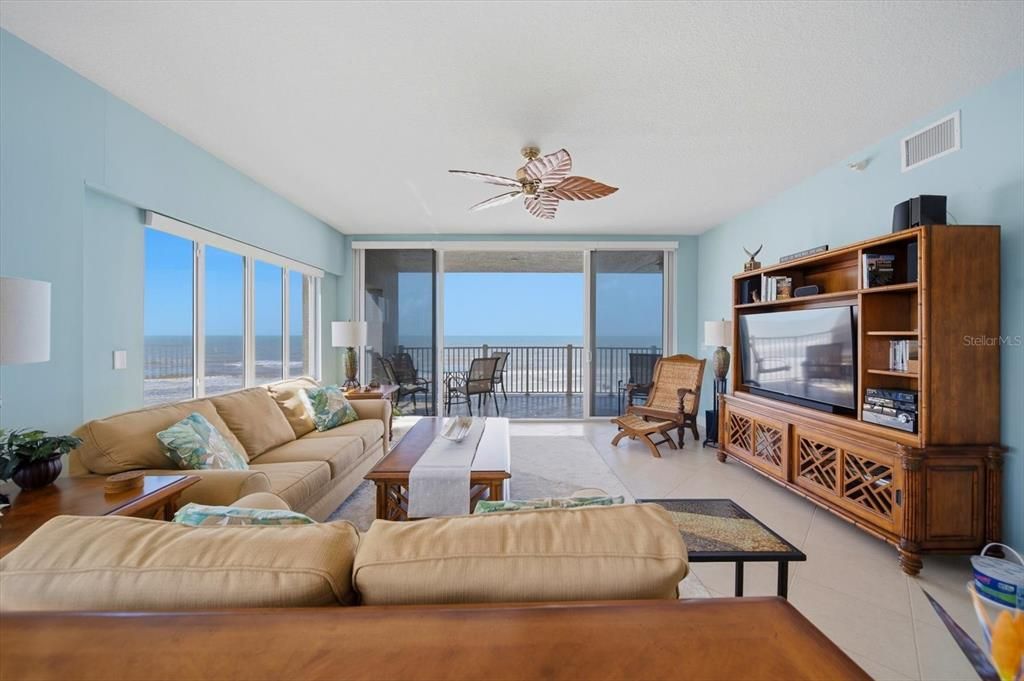 For Sale: $1,960,000 (3 beds, 3 baths, 2175 Square Feet)