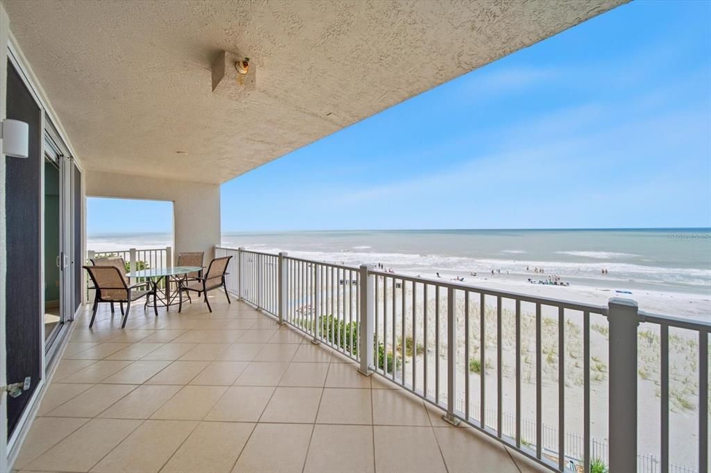 For Sale: $1,960,000 (3 beds, 3 baths, 2175 Square Feet)