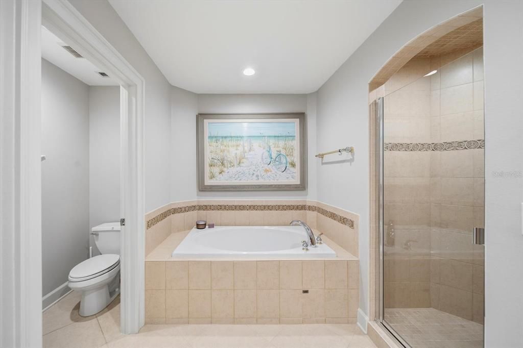 For Sale: $1,960,000 (3 beds, 3 baths, 2175 Square Feet)