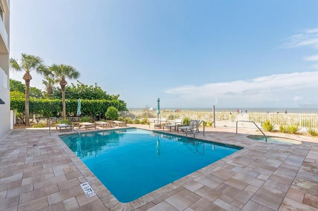 For Sale: $1,960,000 (3 beds, 3 baths, 2175 Square Feet)
