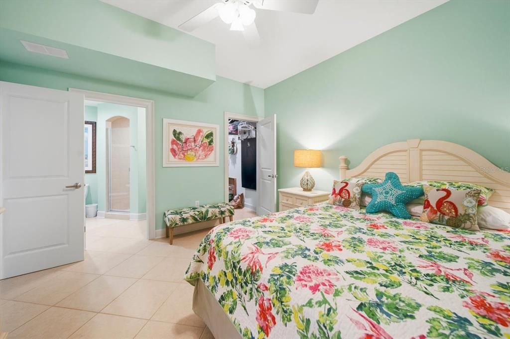For Sale: $1,960,000 (3 beds, 3 baths, 2175 Square Feet)