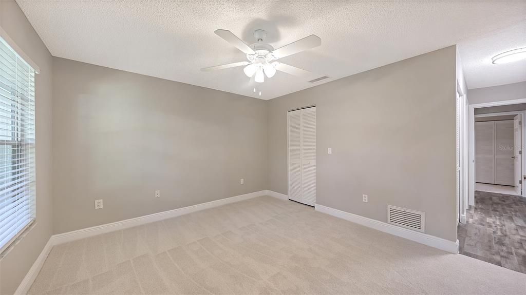 待售: $249,000 (2 贝兹, 2 浴室, 1110 平方英尺)