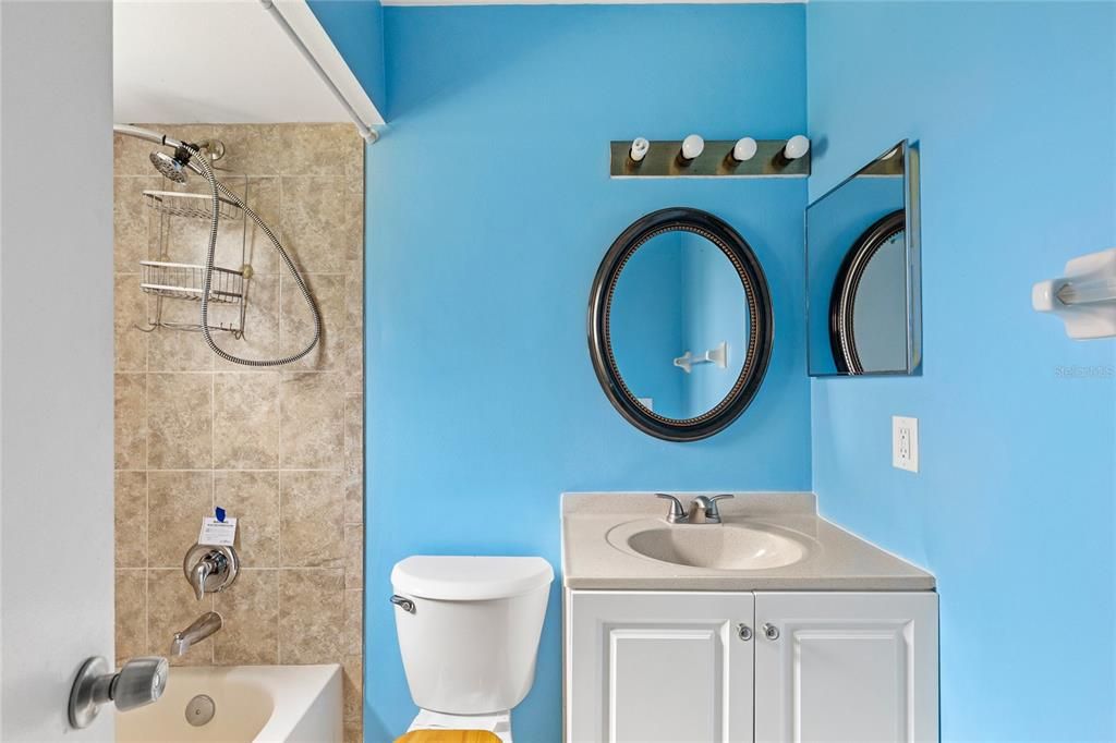 En Venta: $285,000 (3 camas, 2 baños, 1352 Pies cuadrados)