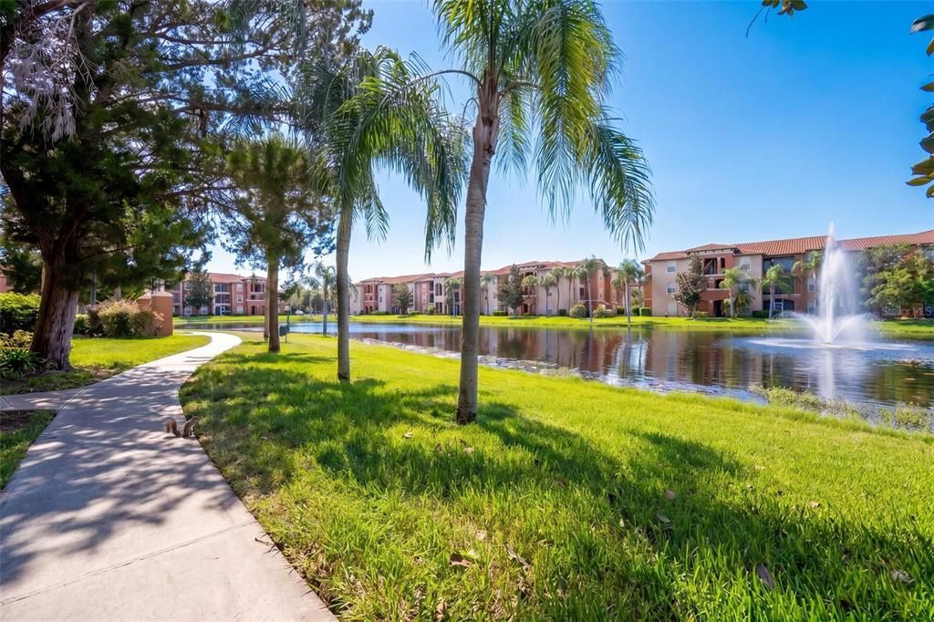 For Sale: $149,900 (2 beds, 2 baths, 1126 Square Feet)