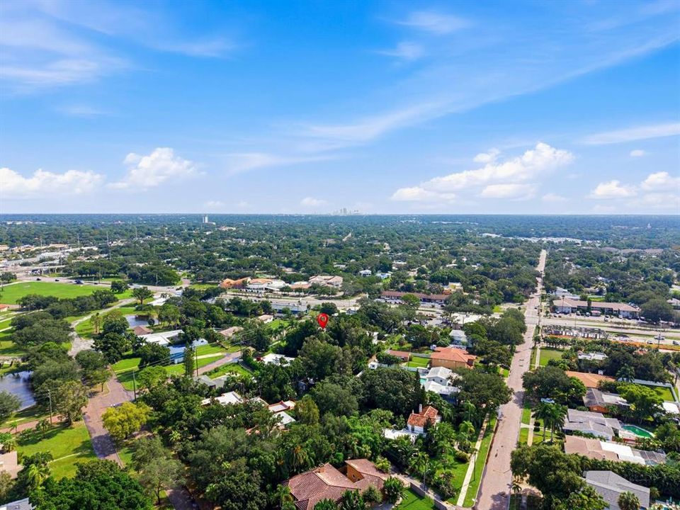 На продажу: $1,325,000 (3 спален, 3 ванн, 2810 Квадратных фут)