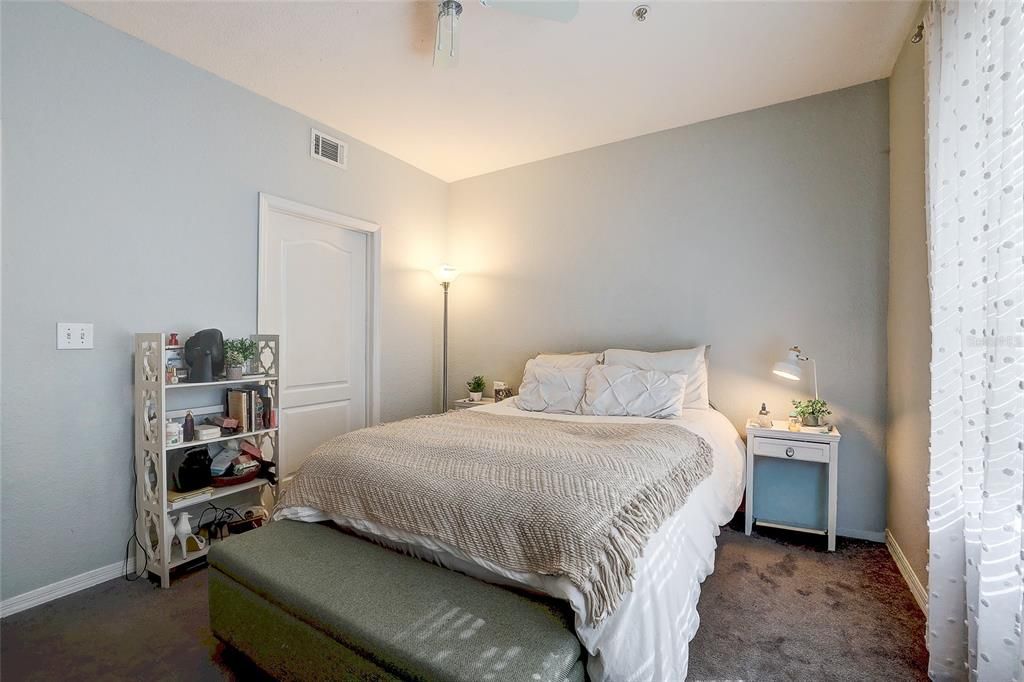 For Sale: $290,000 (3 beds, 2 baths, 1280 Square Feet)