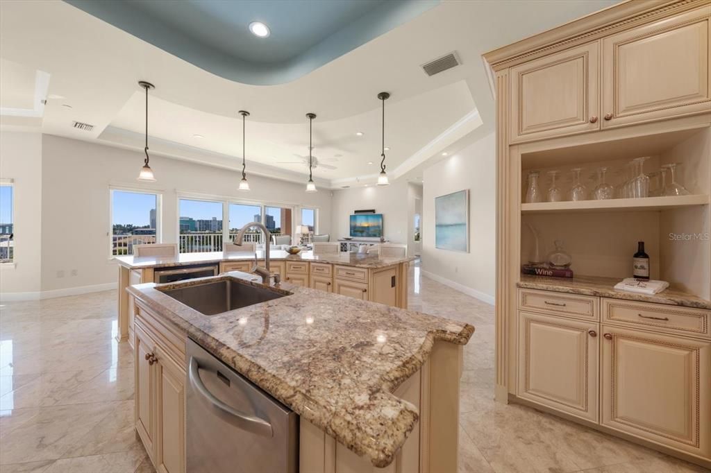 For Sale: $1,950,000 (4 beds, 4 baths, 3642 Square Feet)