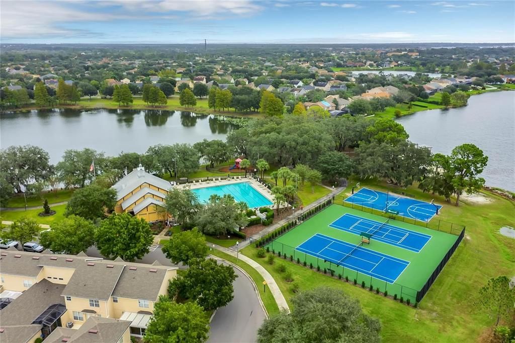 En Venta: $559,000 (3 camas, 2 baños, 2085 Pies cuadrados)