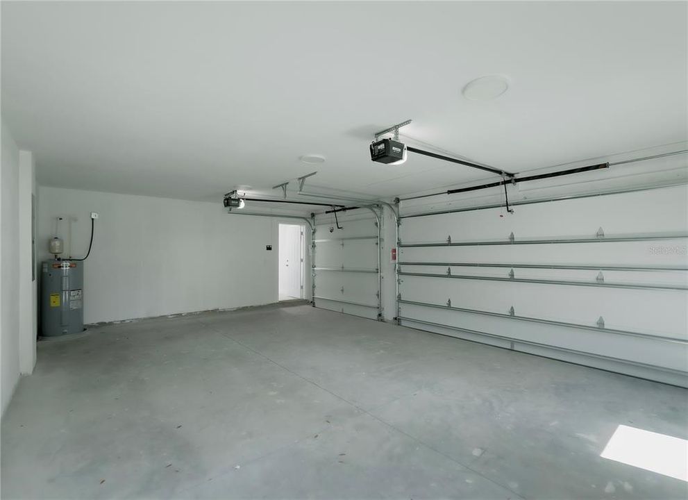 For Rent: $2,995 (4 beds, 3 baths, 1758 Square Feet)