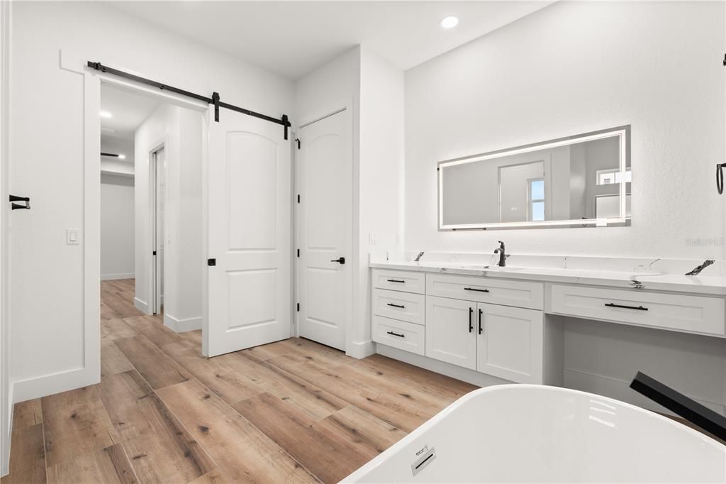 For Sale: $649,900 (4 beds, 3 baths, 2826 Square Feet)
