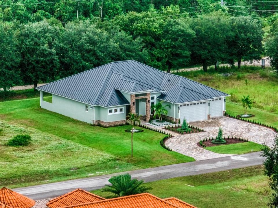 For Sale: $649,900 (4 beds, 3 baths, 2826 Square Feet)