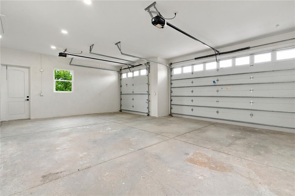 For Sale: $649,900 (4 beds, 3 baths, 2826 Square Feet)