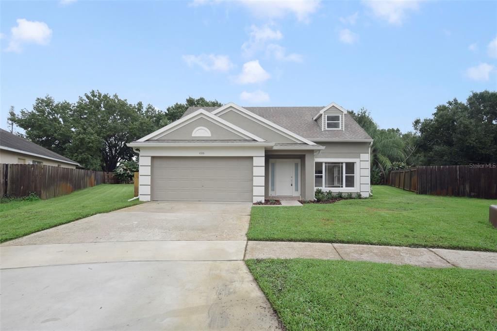 For Sale: $459,900 (4 beds, 2 baths, 2008 Square Feet)