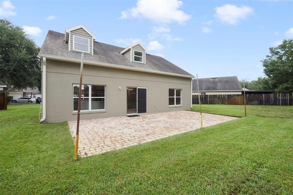 For Sale: $459,900 (4 beds, 2 baths, 2008 Square Feet)