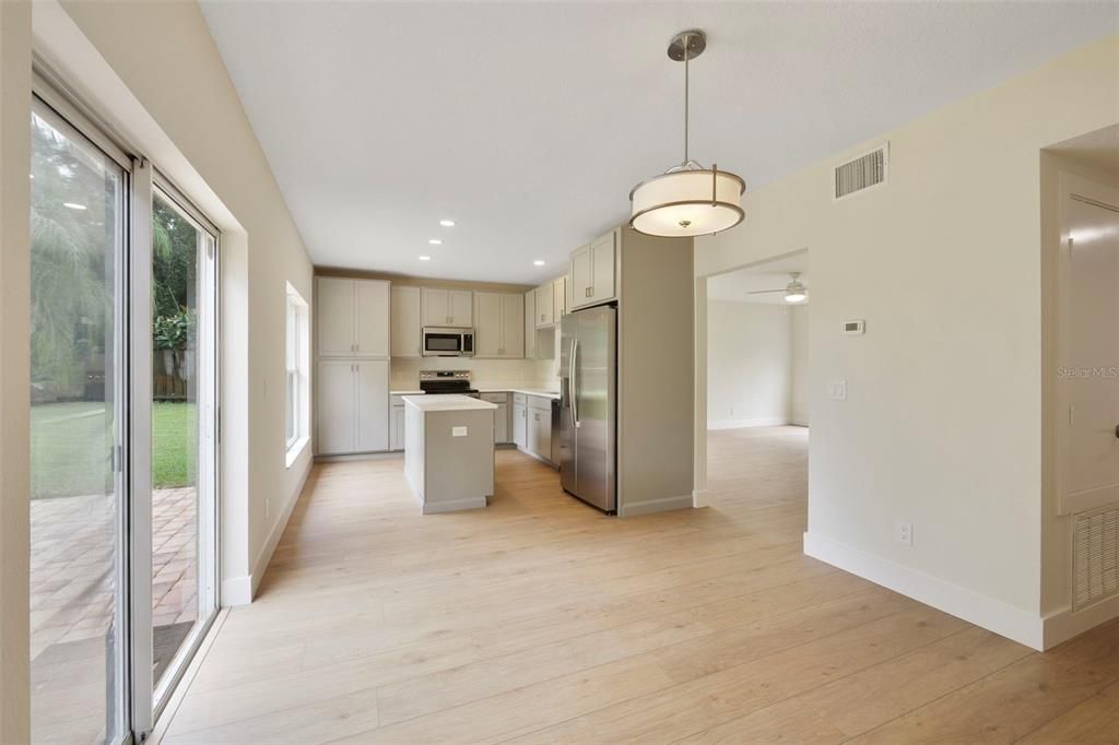 For Sale: $459,900 (4 beds, 2 baths, 2008 Square Feet)