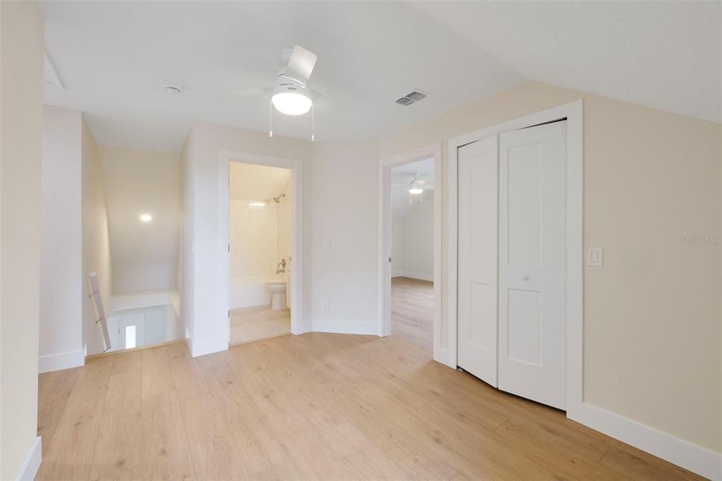 For Sale: $459,900 (4 beds, 2 baths, 2008 Square Feet)
