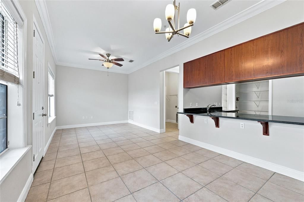 En Venta: $269,000 (2 camas, 2 baños, 1191 Pies cuadrados)