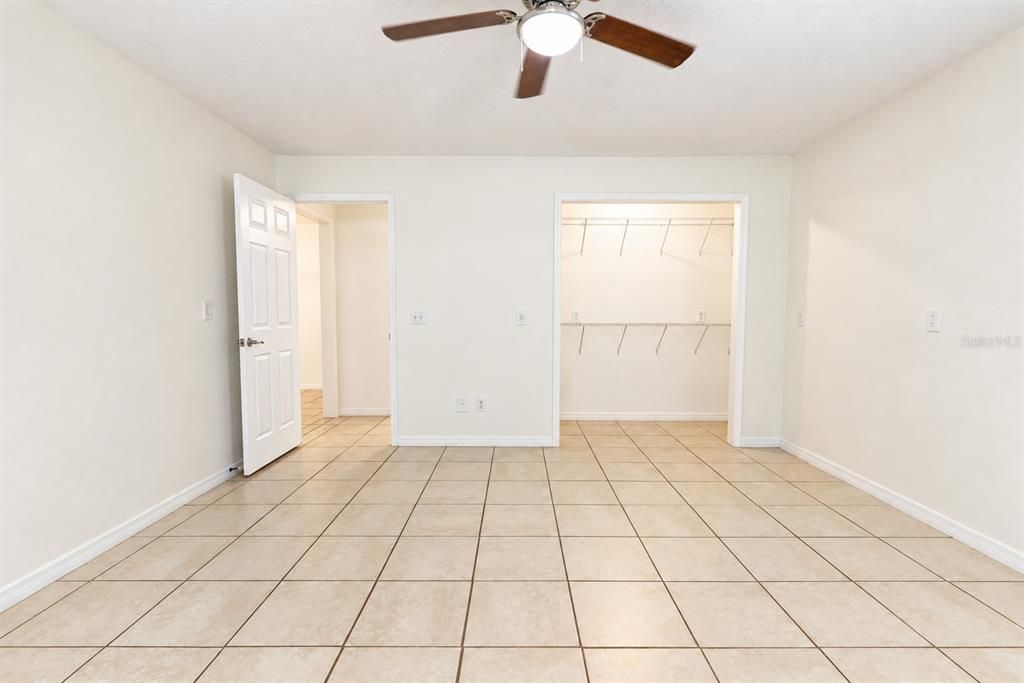 En Venta: $234,500 (1 camas, 1 baños, 962 Pies cuadrados)