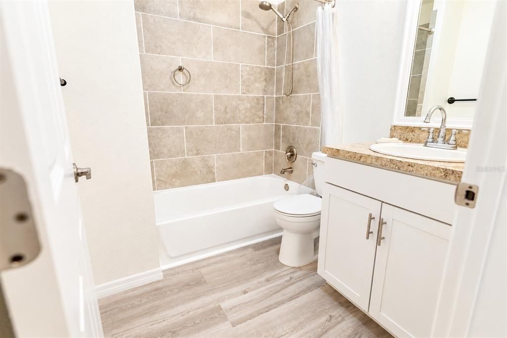En Venta: $234,500 (1 camas, 1 baños, 962 Pies cuadrados)