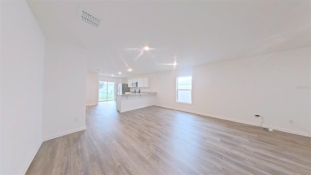 В аренду: $1,795 (3 спален, 2 ванн, 1584 Квадратных фут)