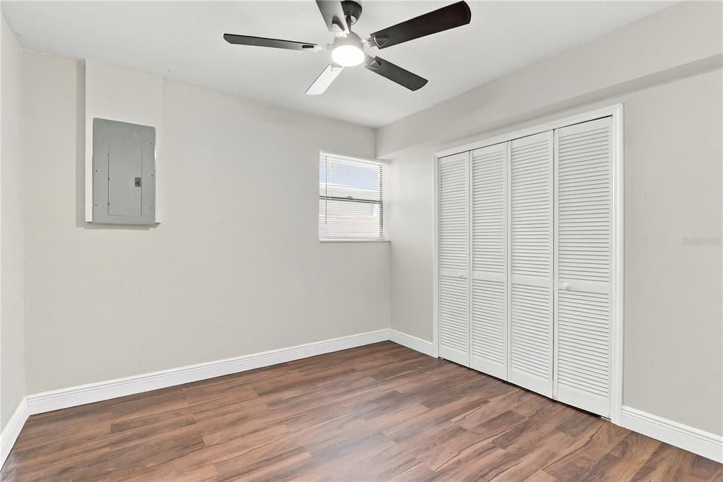 For Sale: $319,995 (3 beds, 2 baths, 1352 Square Feet)