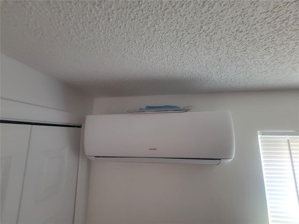 For Sale: $80,000 (1 beds, 1 baths, 540 Square Feet)