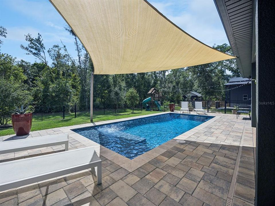 En Venta: $1,399,800 (5 camas, 3 baños, 4272 Pies cuadrados)