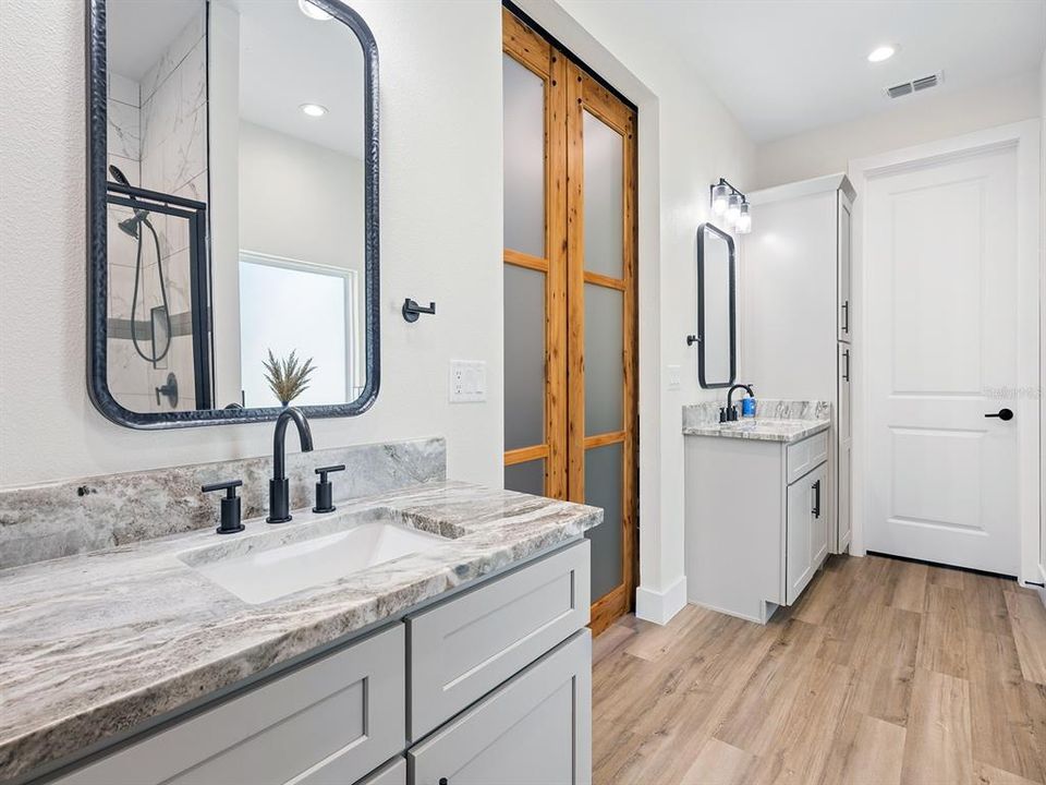 En Venta: $1,399,800 (5 camas, 3 baños, 4272 Pies cuadrados)