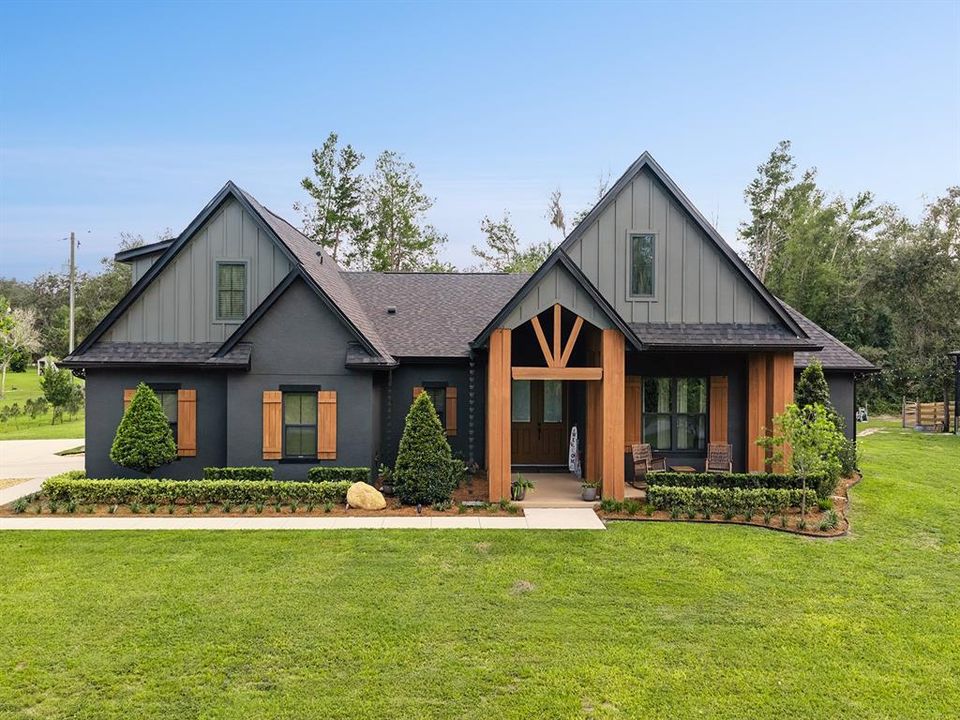 En Venta: $1,399,800 (5 camas, 3 baños, 4272 Pies cuadrados)